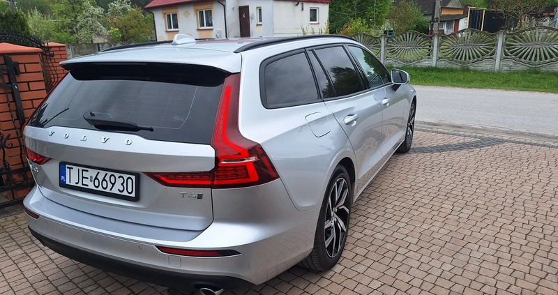 Volvo V60 cena 129900 przebieg: 80120, rok produkcji 2020 z Jędrzejów małe 301